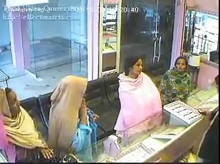 Robbery Of Gold At Jewellery Shop In Pakistan
