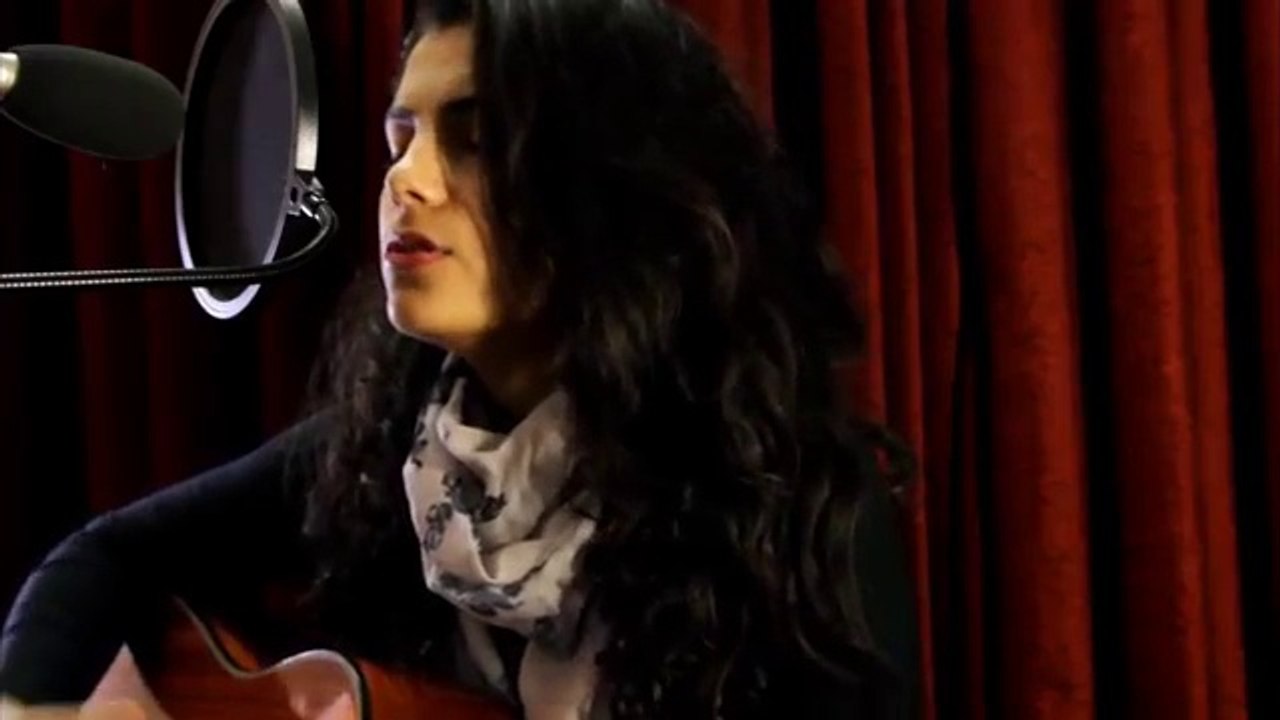 Main Hoon Hero Tera - female version - Nikita Ahuja (cover)