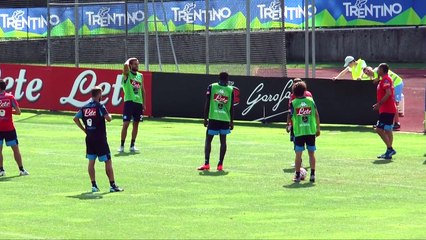 Sassuolo-Napoli 2-1, i tifosi azzurri: "La squadra ha bisogno di tempo" (24.08.15)