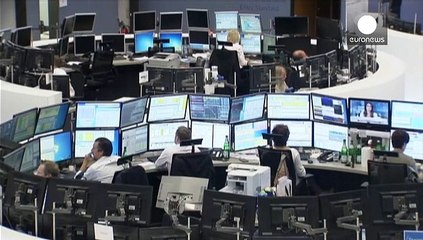 هبوط الأسهم الصينية مجددا واضطراب في الأسواق العالمية