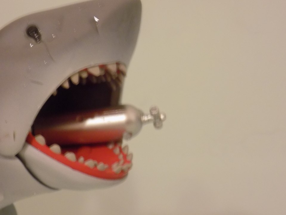 LES DENTS DE LA MER 2 ( JAWS II )