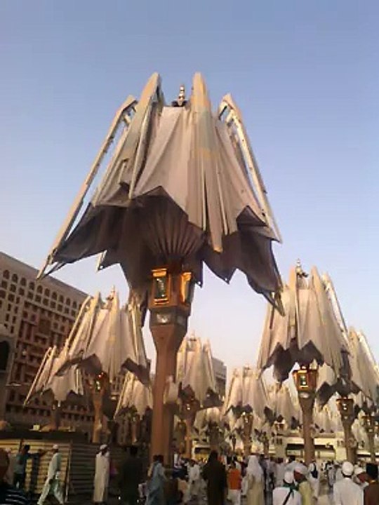 Umbrella Close in Madina e pak