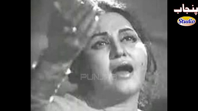 6 September Defence Day Ae Puttar Hattan Te Nahi Wikde by Noor Jahan 14 August Mili Naghmy new 2015 Song Punjab Studio