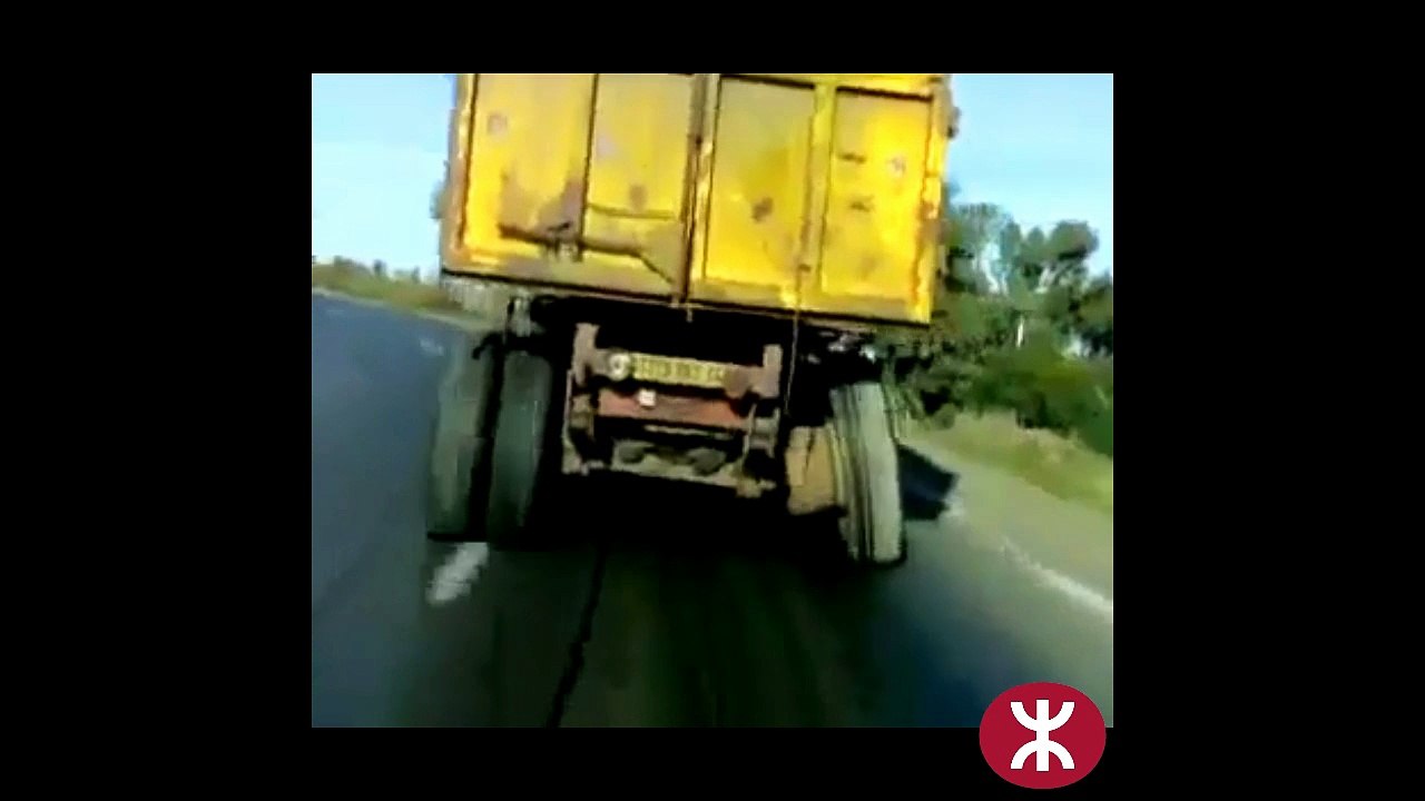 Accidents voiture moto camion en Algérie 2015