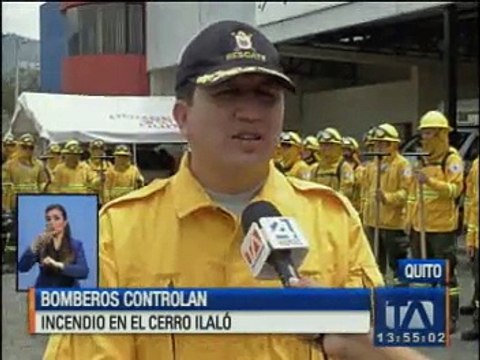 Bomberos controlan incendio en el cerro Ilaló