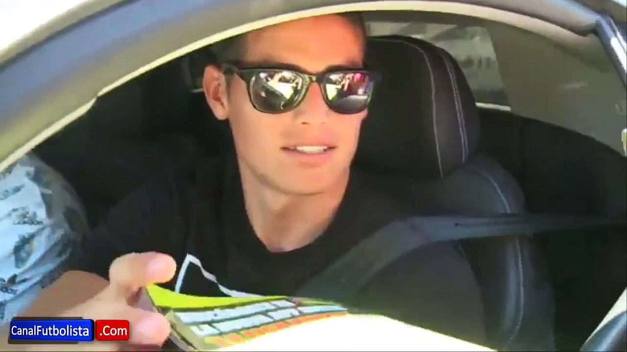 Feo gesto de James Rodríguez con sus aficionados a la salida del entrenamiento