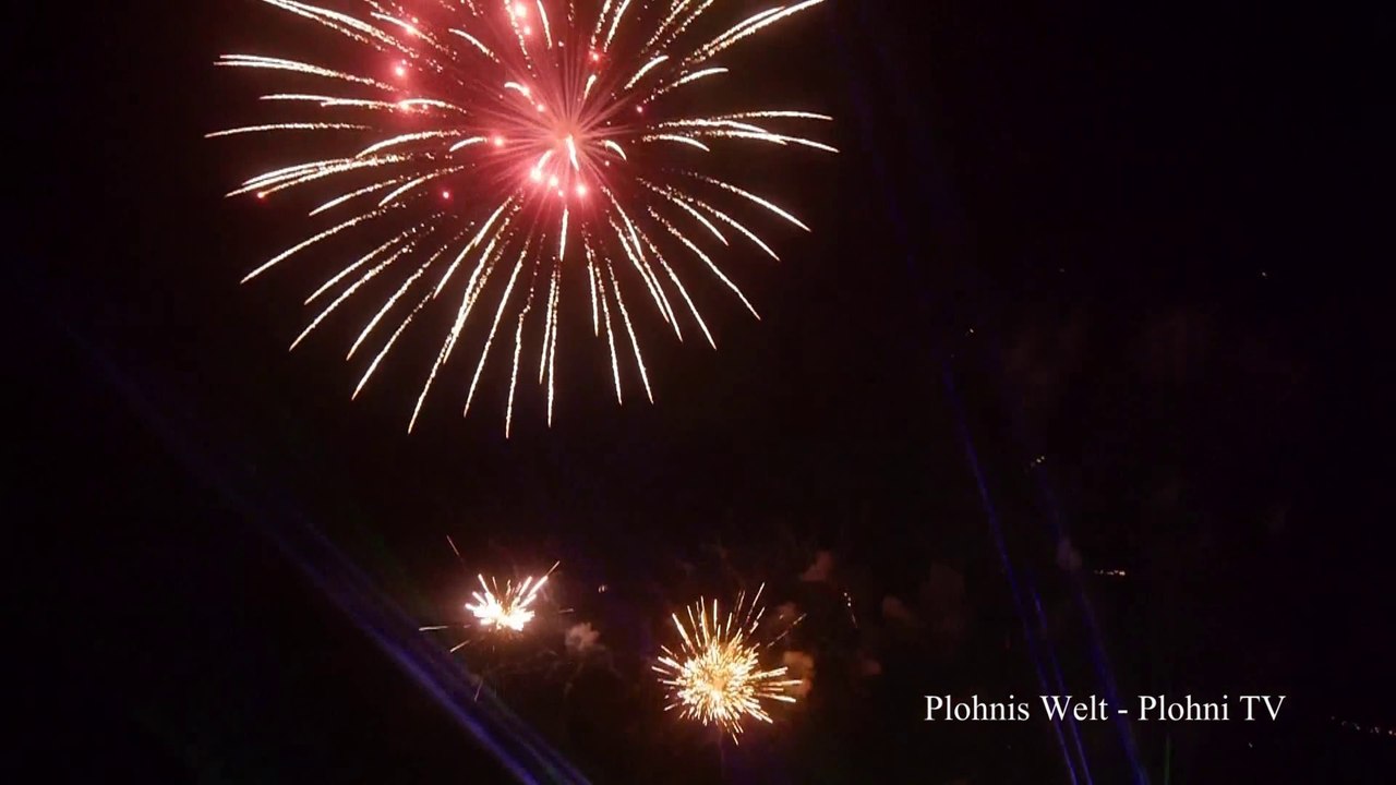 Feuerwerk zur Schulstartparty im Freizeitpark Plohn