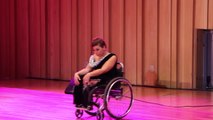 Em Buenos Aires, a cadeirante Gabriela Torres encanta ao dançar tango!