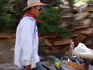 Мексика: город-призрак восстанавливается из руин