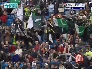 Descargar video: Waqar Younis 7 wickets against England  His best bowling figures