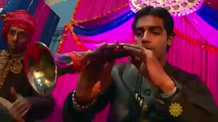 Exotic Indian train ride transports tourists through time