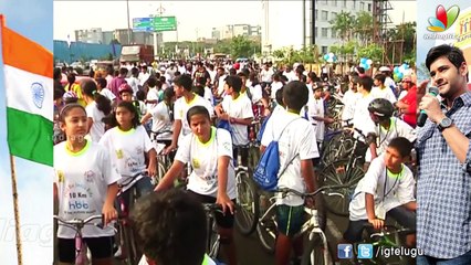 Mahesh Babu Flags Off Chak De India Ride