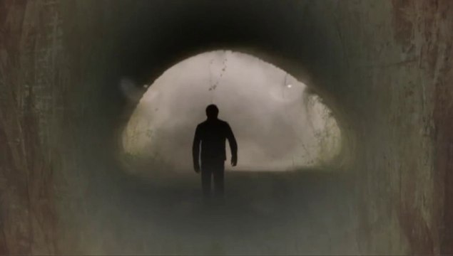 Derrière les Portes des Maisons Hantées