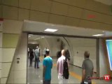 Metro durağında şüpheli paket alarmı