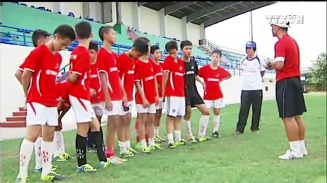 Truyền hình Thông Tấn Xã đưa tin về sự chuẩn bị của tuyển U13 BĐHĐ Yamaha trước chuyến du đấu Nhật Bản