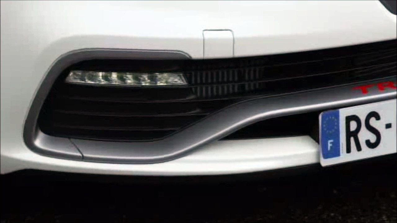 Presentation Renault Clio 4 RS Trophy 220 EDC