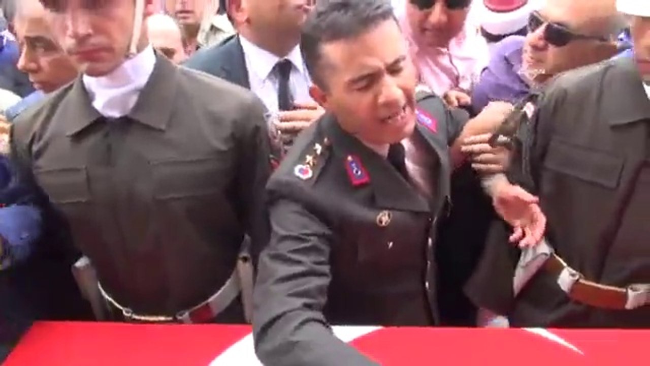 Çözüm diyenler neden şimdi sonuna kadar savaş diyor?