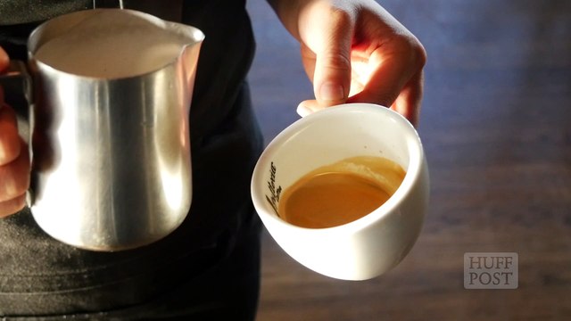 Ces dessins sur café vont vous hypnotiser