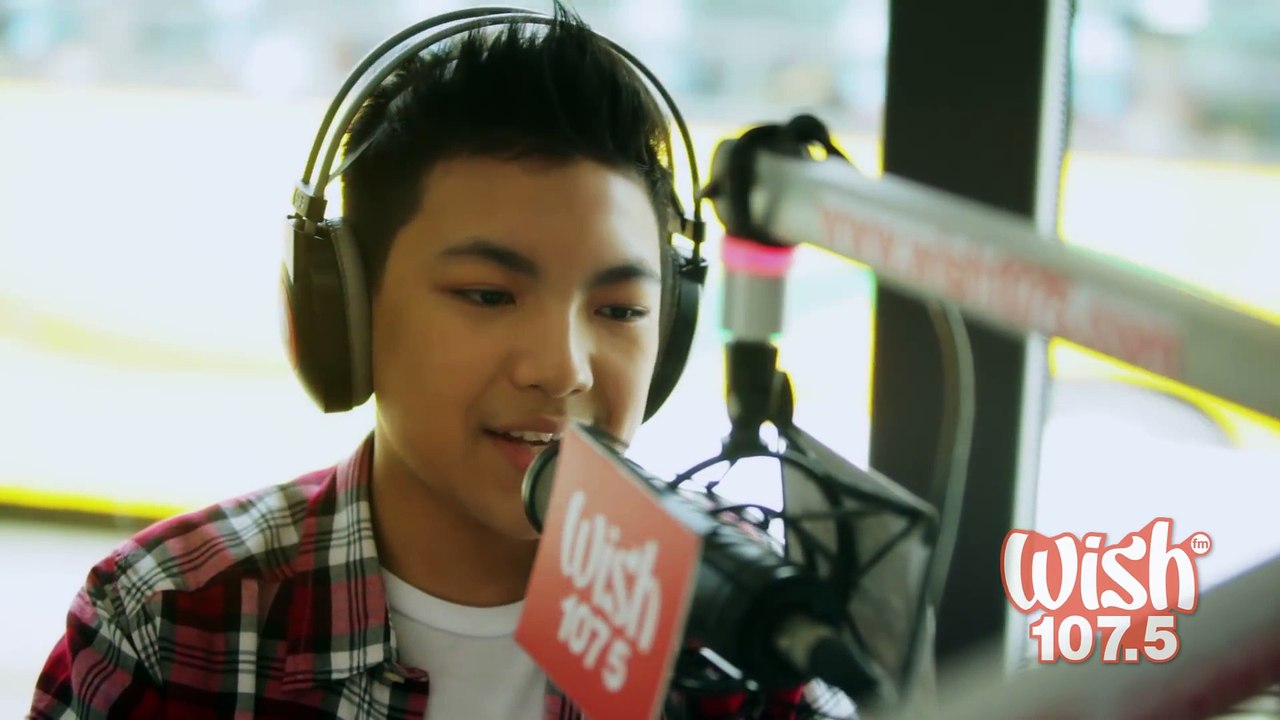 This Filipino Kid Sings Sia's "Chandelier" And He Nails It