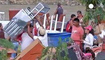 Crisis entre Colombia y Venezuela: el drama de las deportaciones fluye en el río Táchira