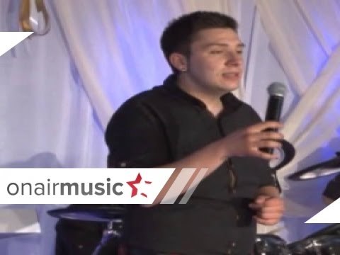 Sviri mi brate cigane Molika Junior i Ema vo zivo vo Moja Svadba