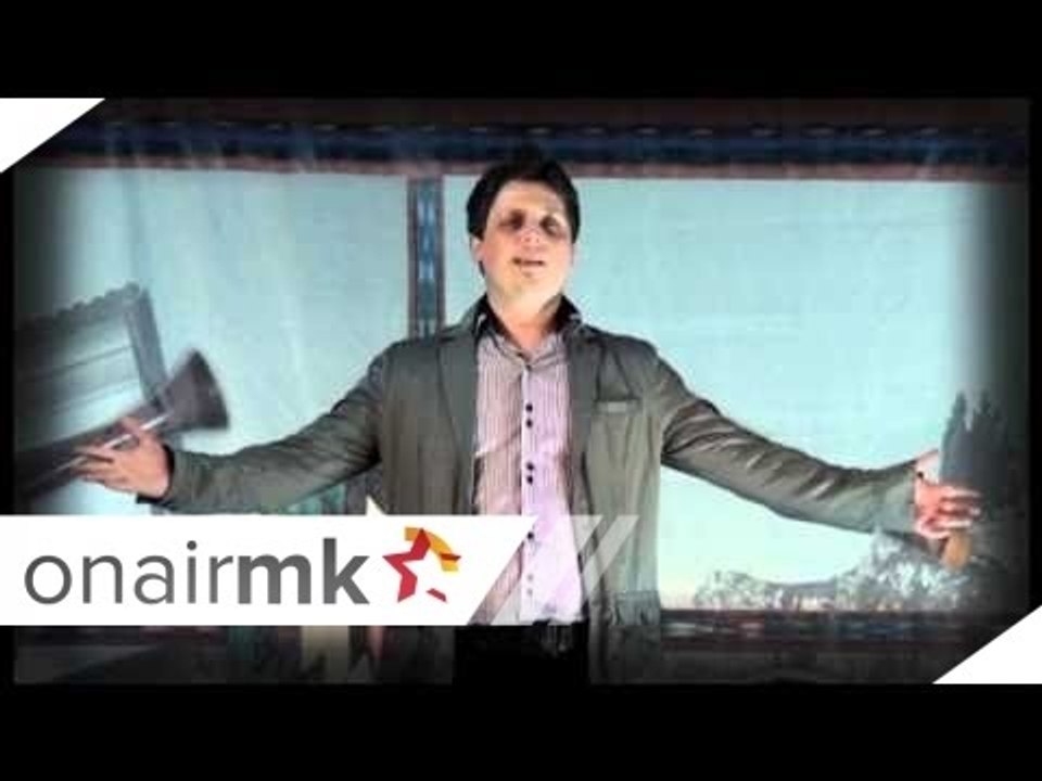 DARKO BILBILOVSKI MAJKO EDNA SI NA SVETOT(FOLK FEST SPASOVDEN 2013)