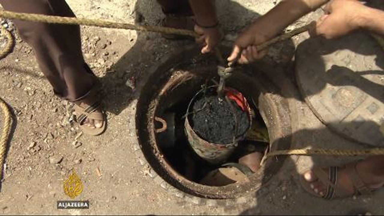 India’s sewer cleaners keep working despite unhealthy conditions