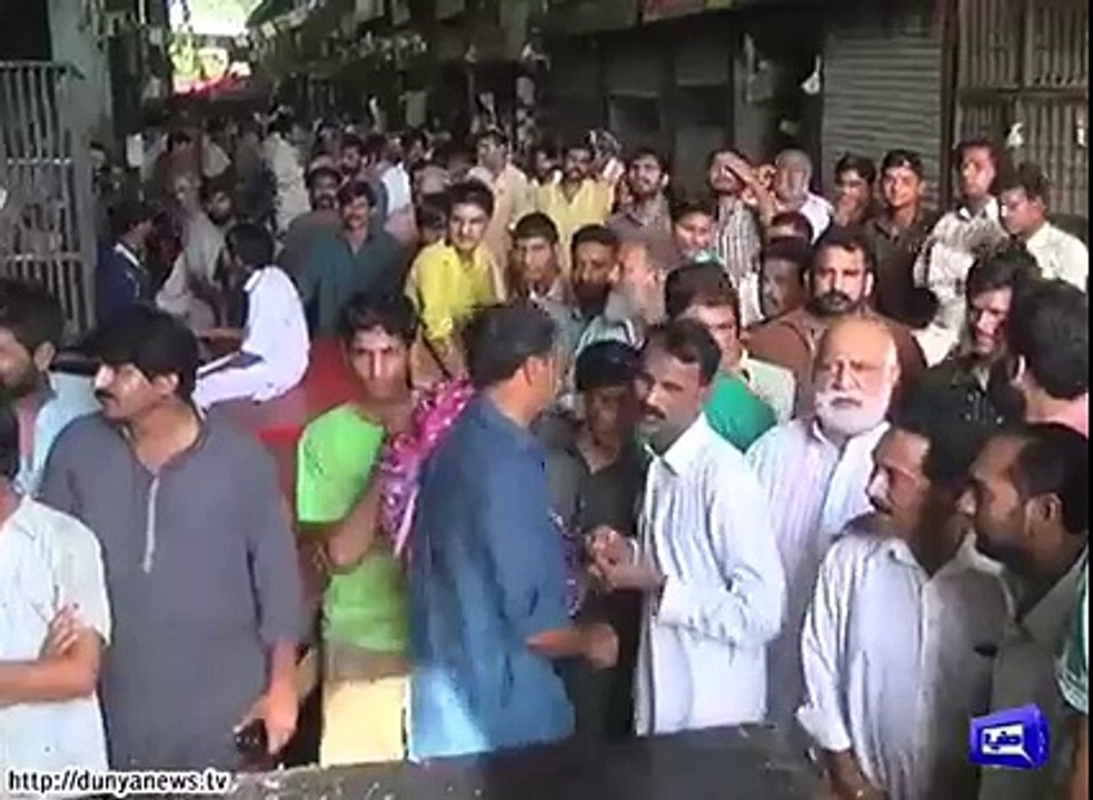 daikhye aysha mumtaz ne kese tolintan market ka visit kya