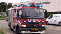 Porsche 911 oldtimer verwoest door brand in Leek - RTV Noord