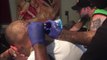 Chris Brown se fait tatouer la Vénus de Milo sur la tête