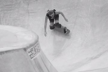 Longboard Clip No.2 ( Gina Mendez )