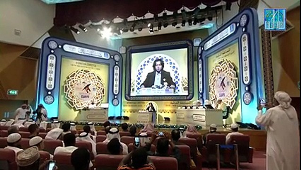 Pemuda 14 Tahun Dari USA Meraih Hafidz Quran Terbaik 2015 Di Dubai