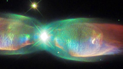 News from Hubble: The wings of the Twin Jet Nebula