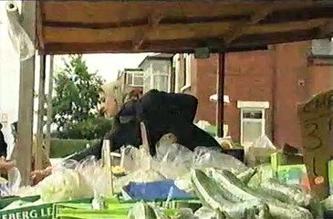 Christian converted to Islam in England