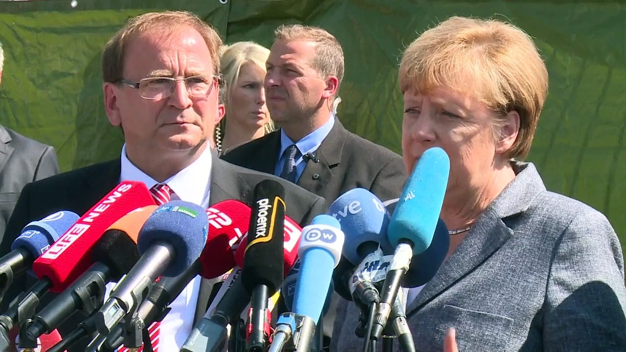 Merkel in heidenau: "keine toleranz" bei fremdenfeindlichkeit