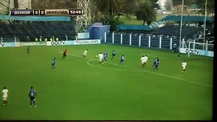 Henry Giménez: el palo le negó el gol que pudo cambiar la historia