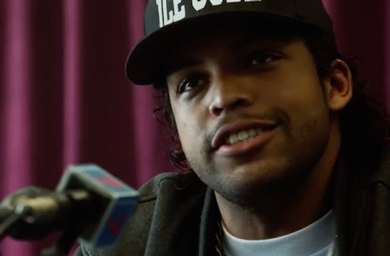 Bande-annonce : N.W.A - Straight Outta Compton - VF (2)