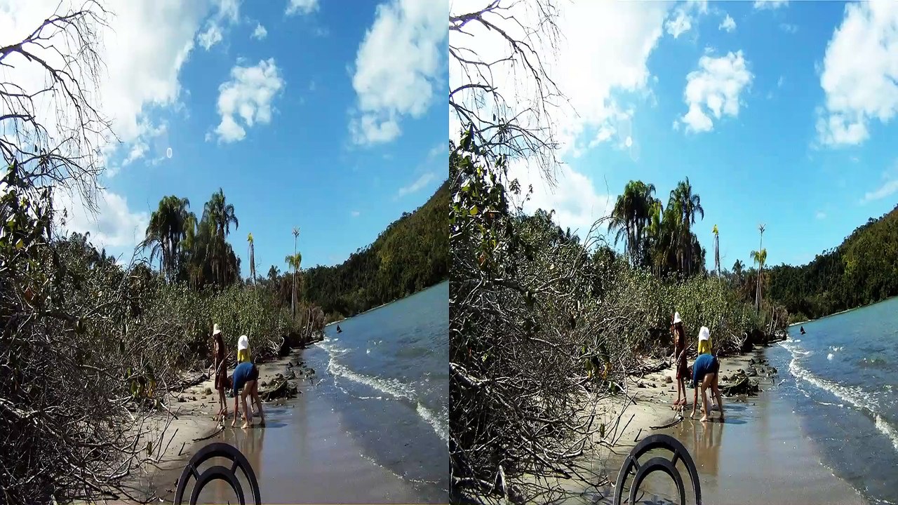 Vídeos 3D, visão dupla, tridimensional, óculos 3D, passeio nas areias dos mares de Ubatuba, SP, Brasil