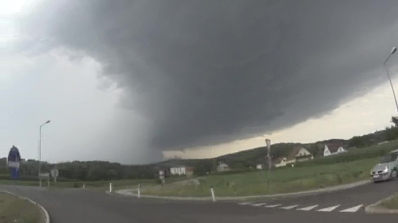 08/07/2015 - USTREAM - Aufnahme / Record 02