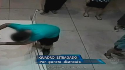 Garoto tropeça em museu e danifica quadro de R$ 5,5 milhões