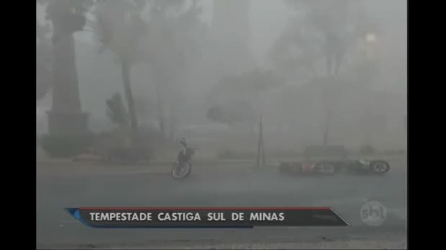 Tempestade de granizo castigo plantações no sul de Minas Gerais