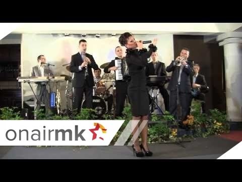 Suzana Gavazova & Drim Tim - Pej zivote
