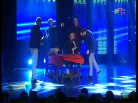 Skopski Boemi - Lino Ilino ( Folk fest Rosa 2013 )