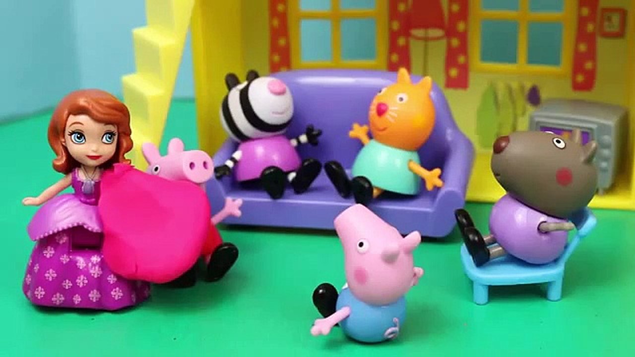 Peppa Pig and Sofia The First SLEEPOVER Slumber Party THUNDERSTORM Play Doh Muddy Puddles