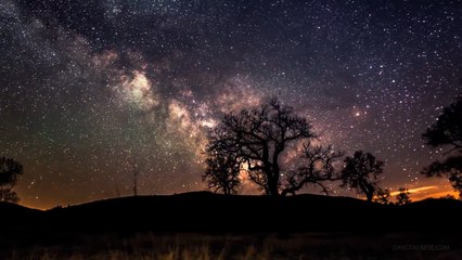 Ночное небо. Невероятно захватывающая съемка!