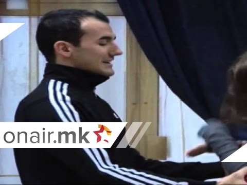 ALEKSANDRA NAKOVA I ILIJA KARADAKOSKI - NOVOGODISEN TANC