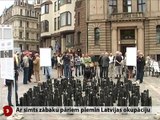 Ar simts zābaku pāriem piemin Latvijas okupāciju