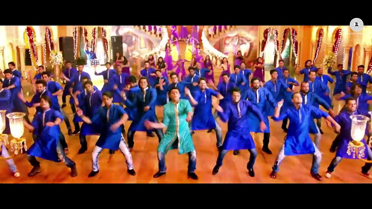 DJ Bajega To Pappu Nachega - Kis Kisko Pyaar Karoon - Kapil Sharma, Arbaaz, Eli, Manjari & Simran