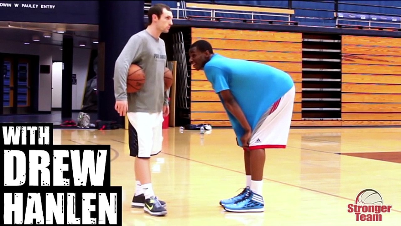 Real NBA Moves: Michael Jordan Push Out Stunt