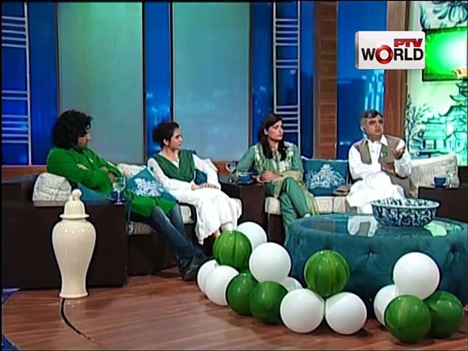 Weekend World With Sophiya (Date: 14-08-2015) Dr.Qalb-i-Abid,Sana Mir,Maria Malik,Ali Aftab,Faizan Arshad,Qasim Arshad